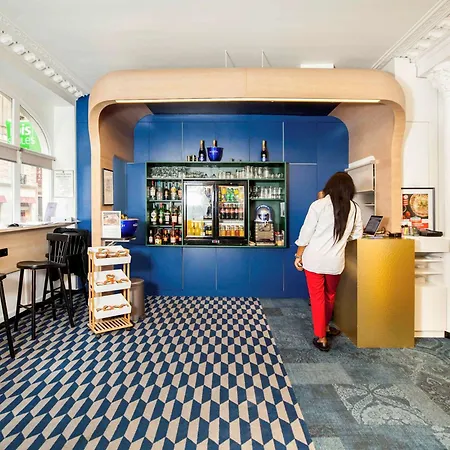 Ibis Styles Paris Cadet Lafayette-3